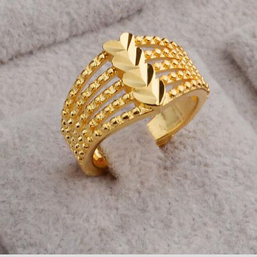 Elegant Gold Ring